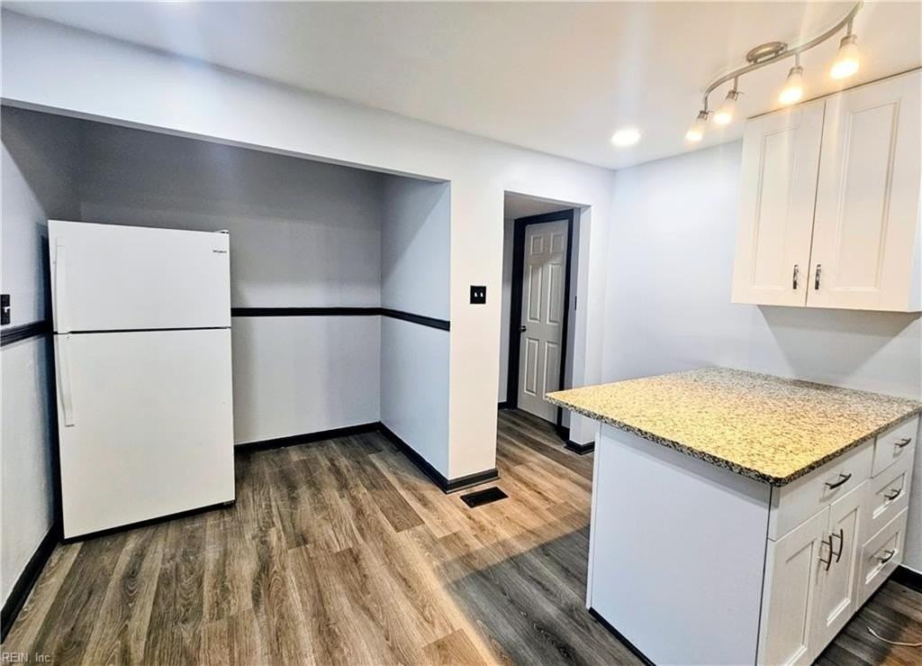 203 Median Cir - Photo 6 of 26