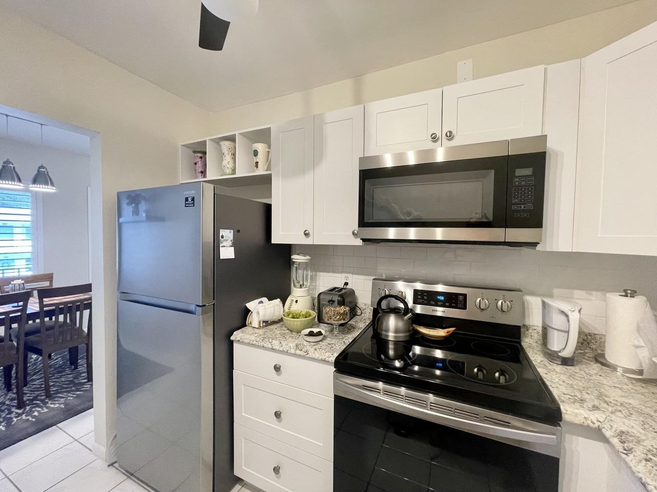 3240 Lake Osborne Dr Apt 206 - Photo 3 of 29