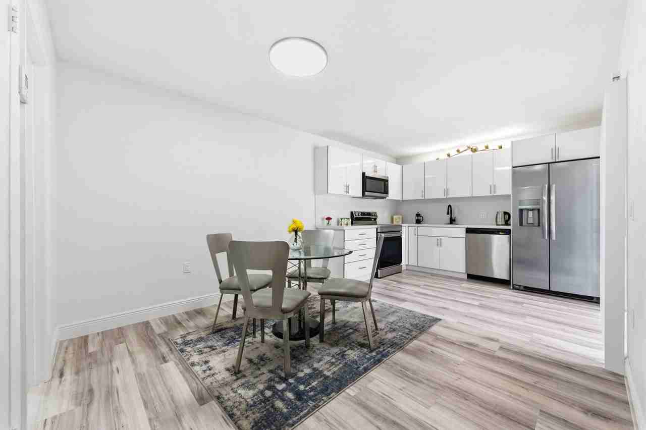 1424 14th Ter Unit 1424 - Photo 7 of 41