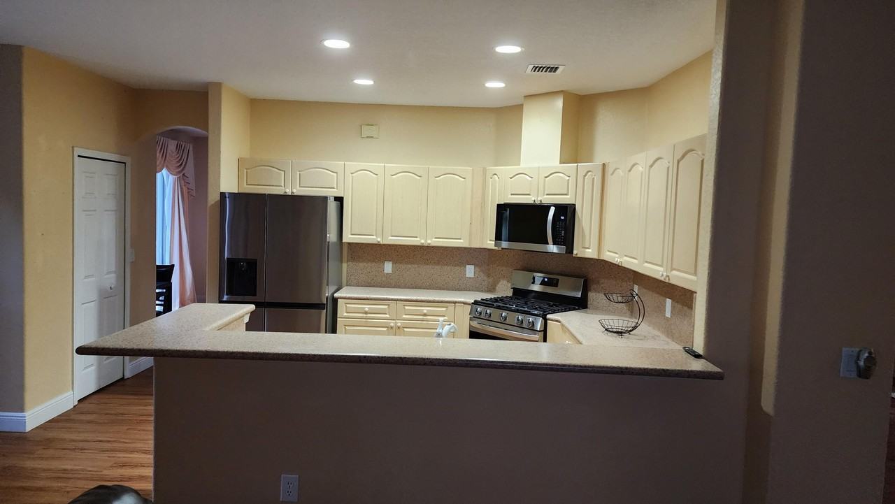 10530 Galleria St - Photo 5 of 20