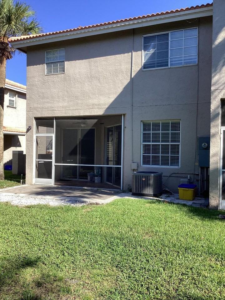 20970 Via Oleander Apt D - Photo 5 of 41