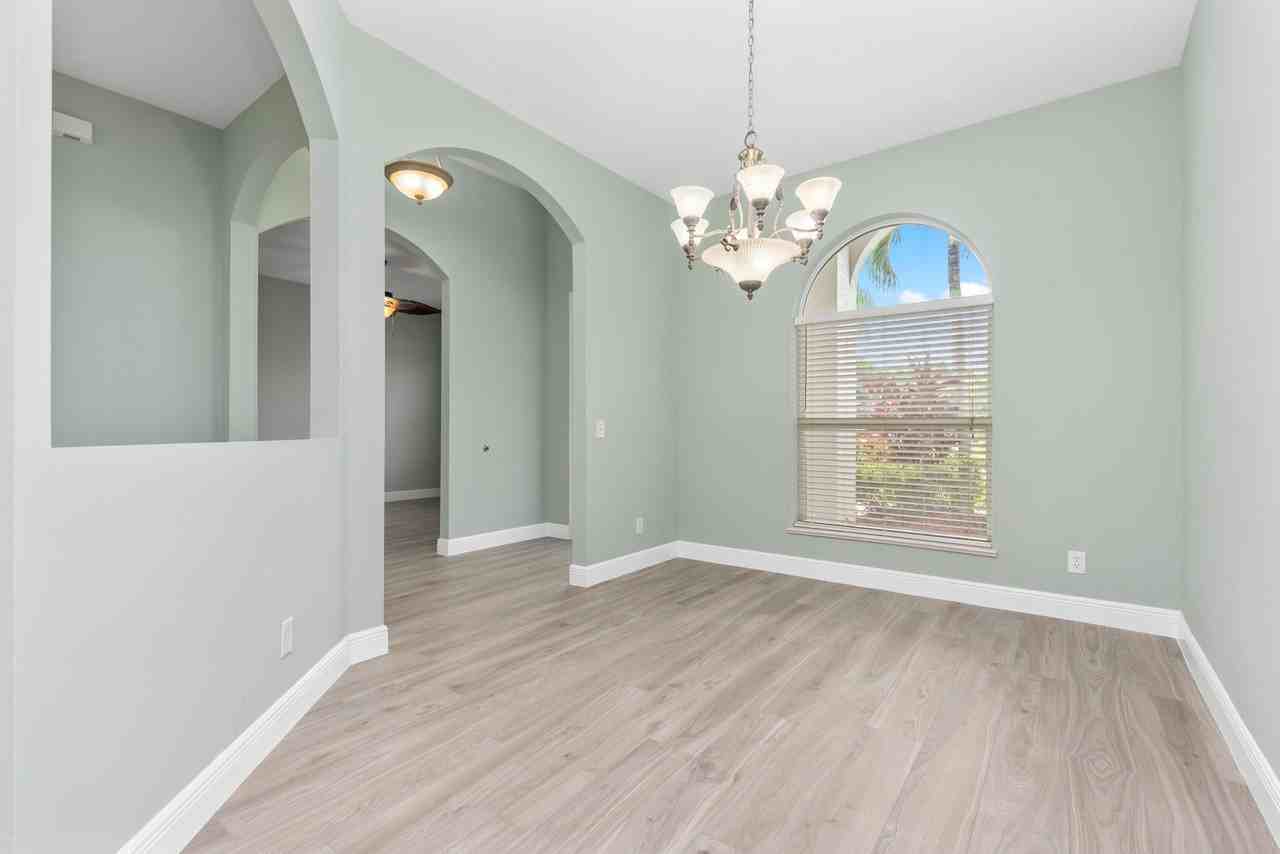 501 Nw Pinesap Pl - Photo 5 of 35