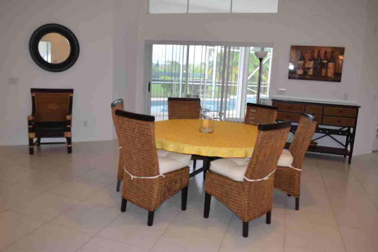 3237 Se Morningside Blvd - Photo 3 of 22