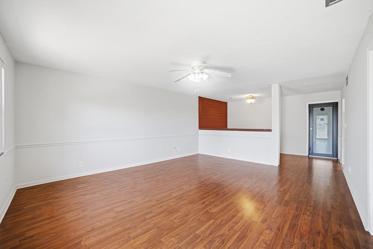 2895 Via Del Lago - Photo 4 of 26