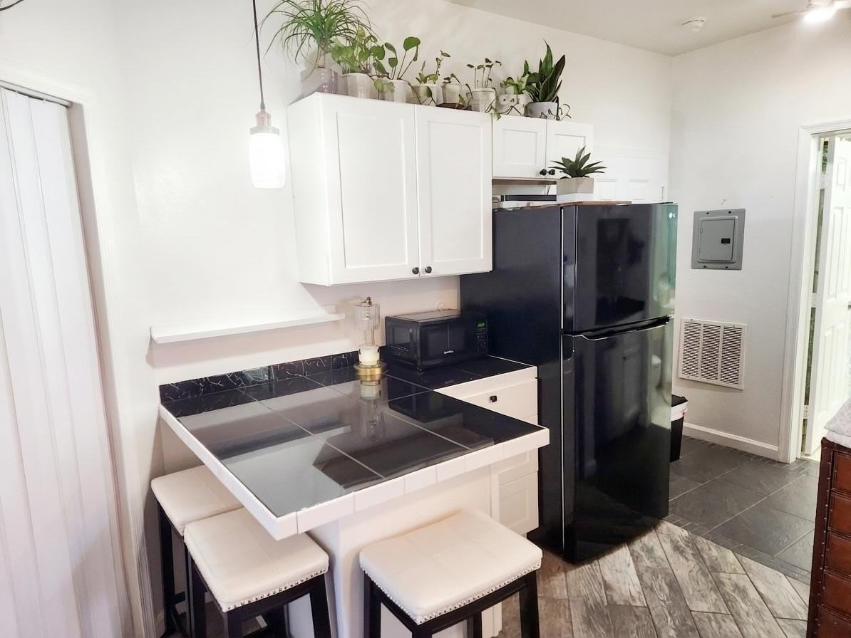 8317 Mulligan Cir - Photo 5 of 14