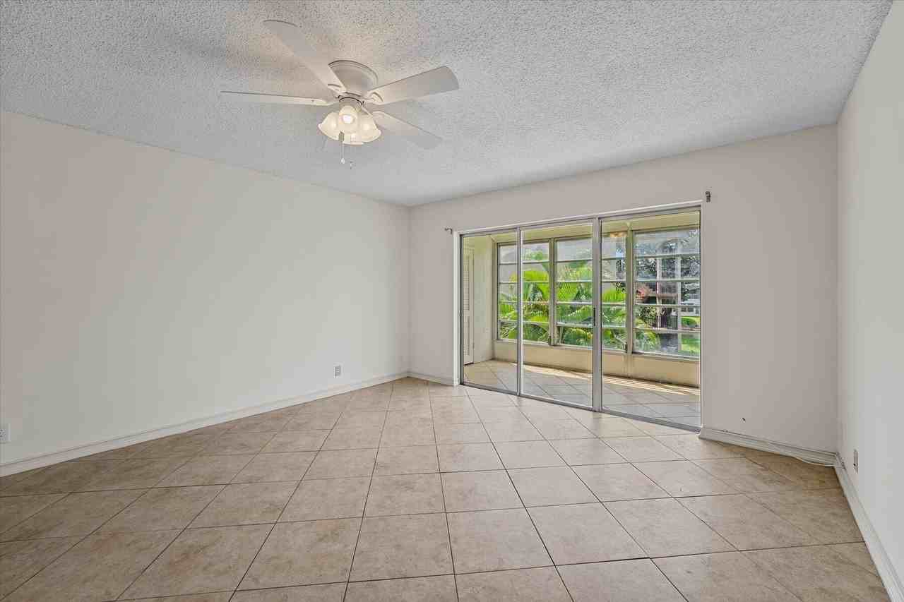 719 Lori Dr Apt 204 - Photo 6 of 30