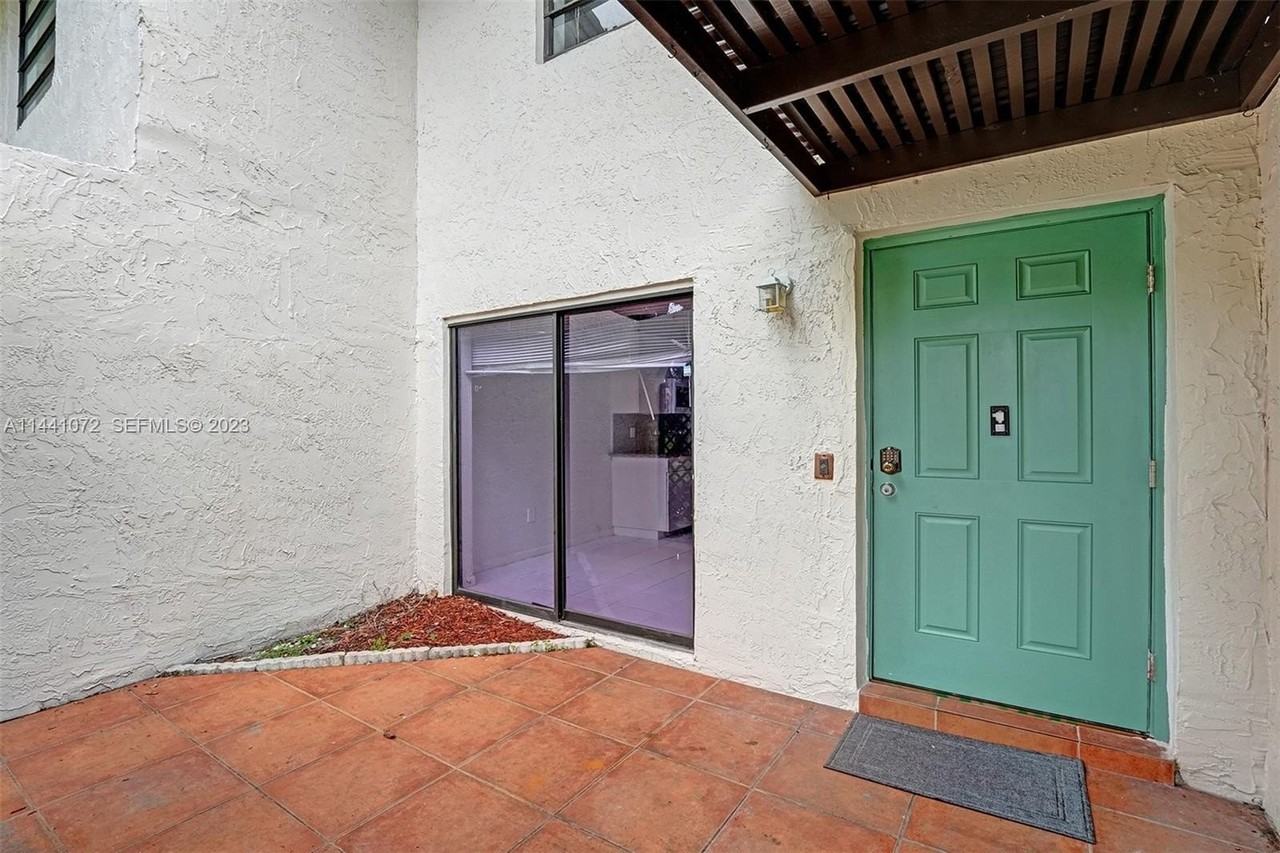 21785 Cypress Dr Apt 46c - Photo 5 of 8