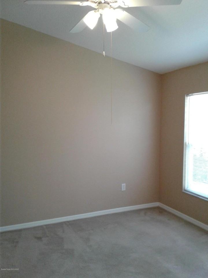 1359 Hampton Park Ln - Photo 5 of 15