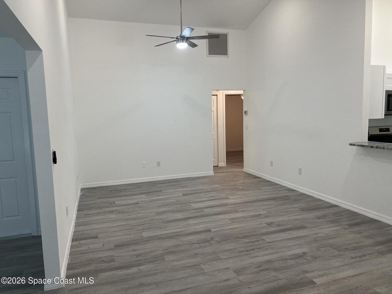 1071 Cadillac Dr Ne - Photo 5 of 26