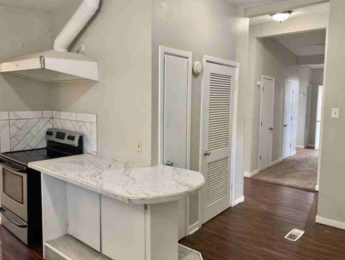 4404 44th St #1 - Photo 5 of 20