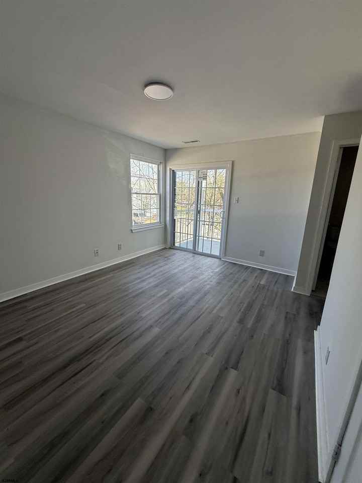 208 Heather Croft - Photo 4 of 26