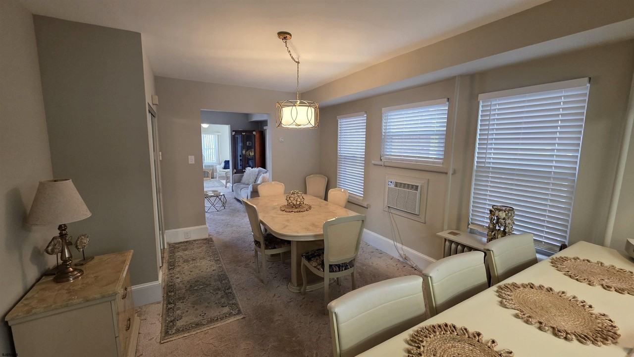 34 N Montgomery Ave - Photo 7 of 29