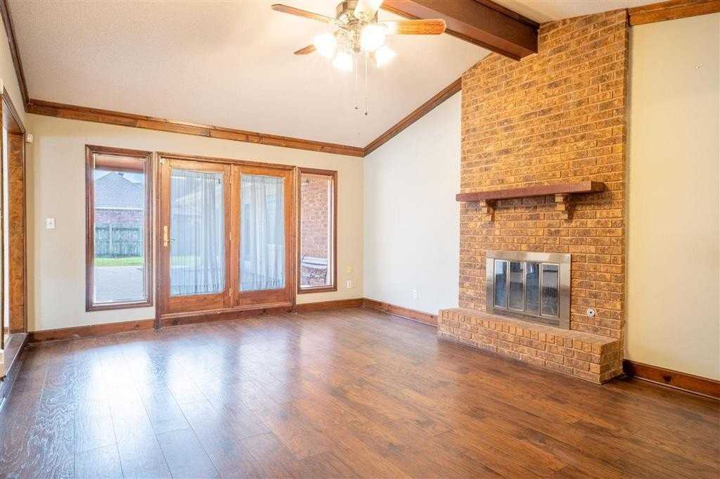 1317 Waverly St - Photo 3 of 21