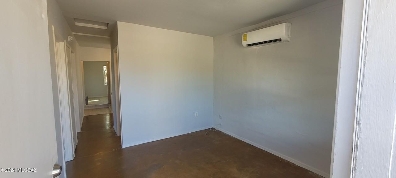 260 E Pastime Rd - Photo 7 of 14