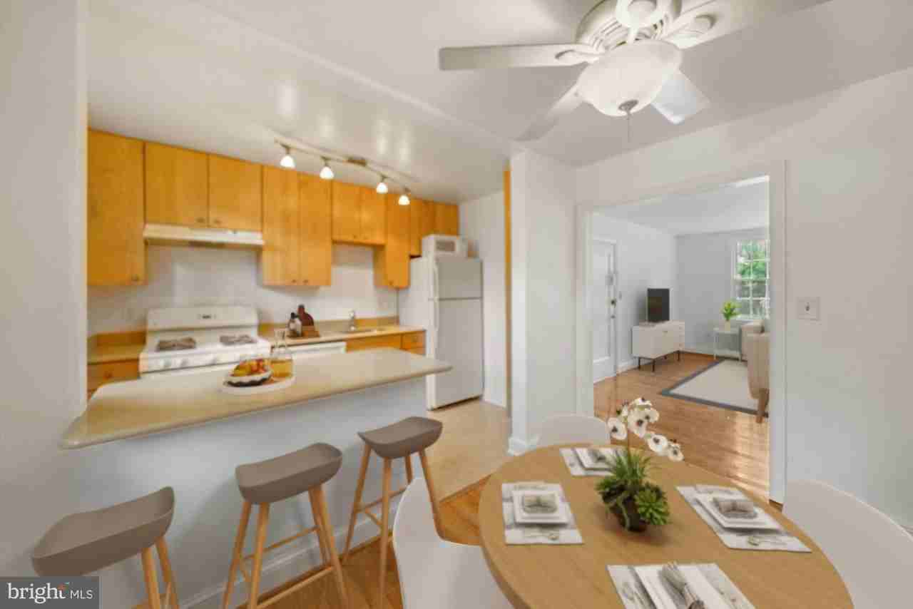 2714 Ordway St Nw Apt 1 - Photo 6 of 10