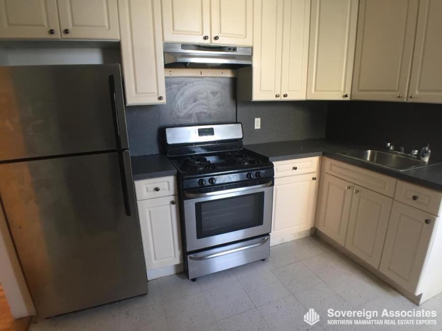 175 Pinehurst Ave - Photo 5 of 10