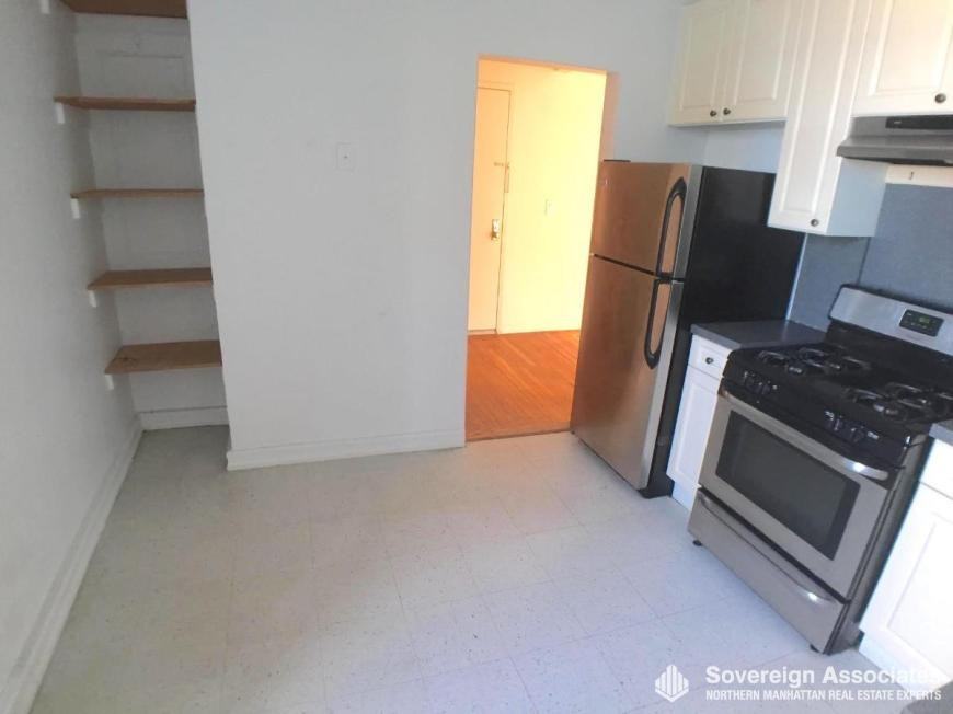 175 Pinehurst Ave - Photo 7 of 10