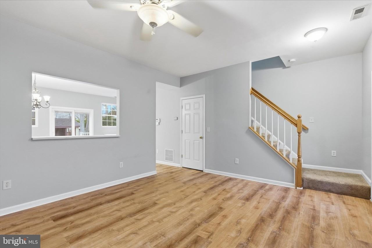 5534 Franklin Blvd - Photo 3 of 27