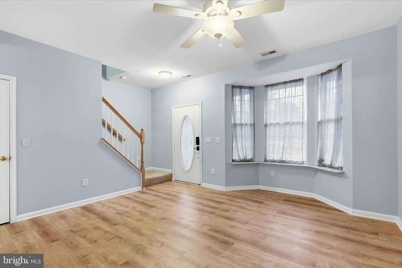 5534 Franklin Blvd - Photo 4 of 27