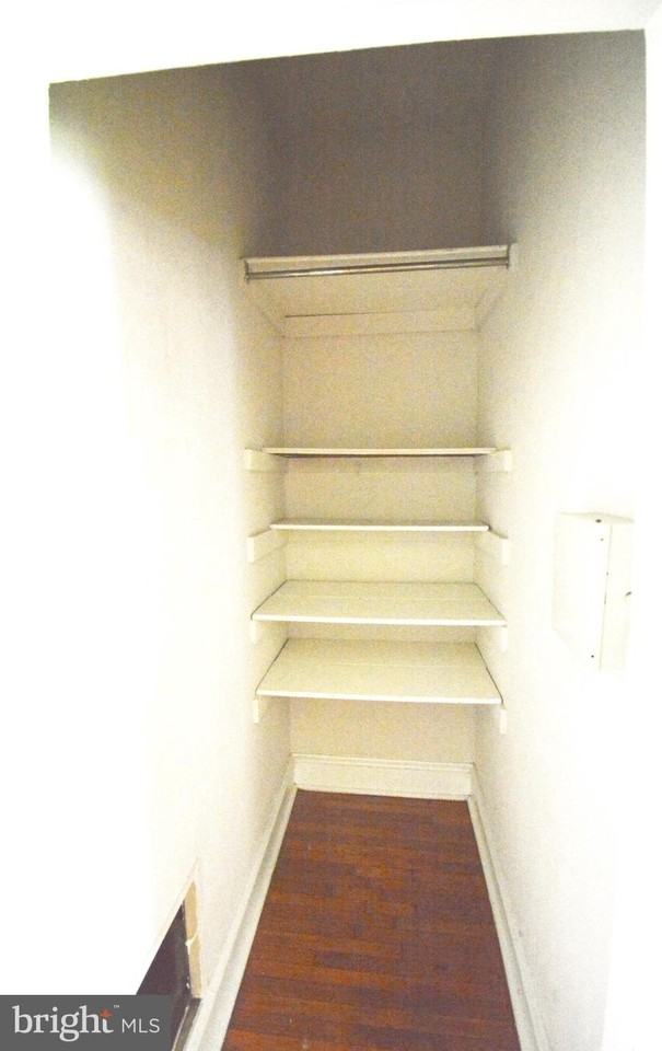 251 W Rittenhouse St Apt 104 - Photo 3 of 8