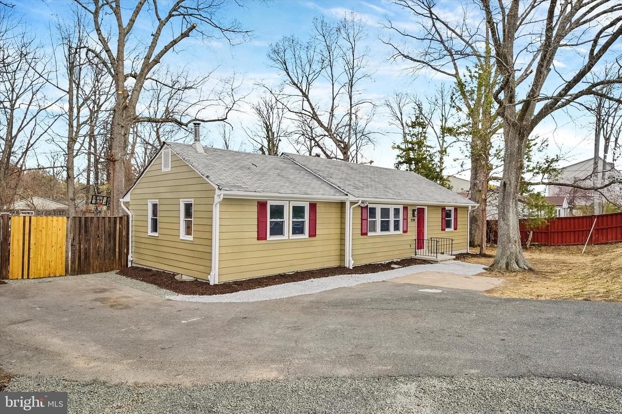 7120 Beulah St - Photo 4 of 31