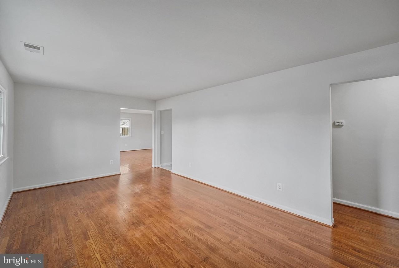 7120 Beulah St - Photo 5 of 31