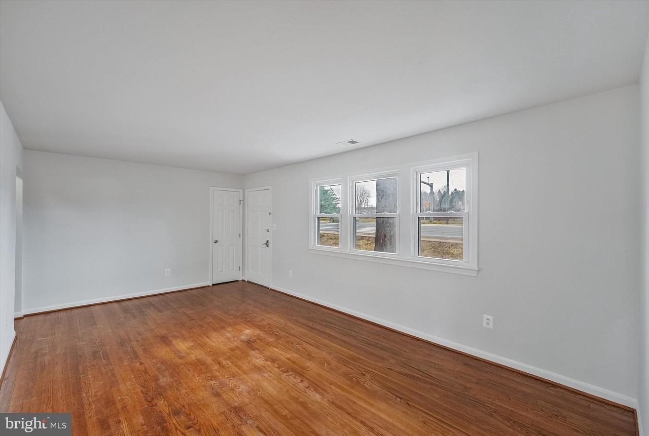 7120 Beulah St - Photo 6 of 31