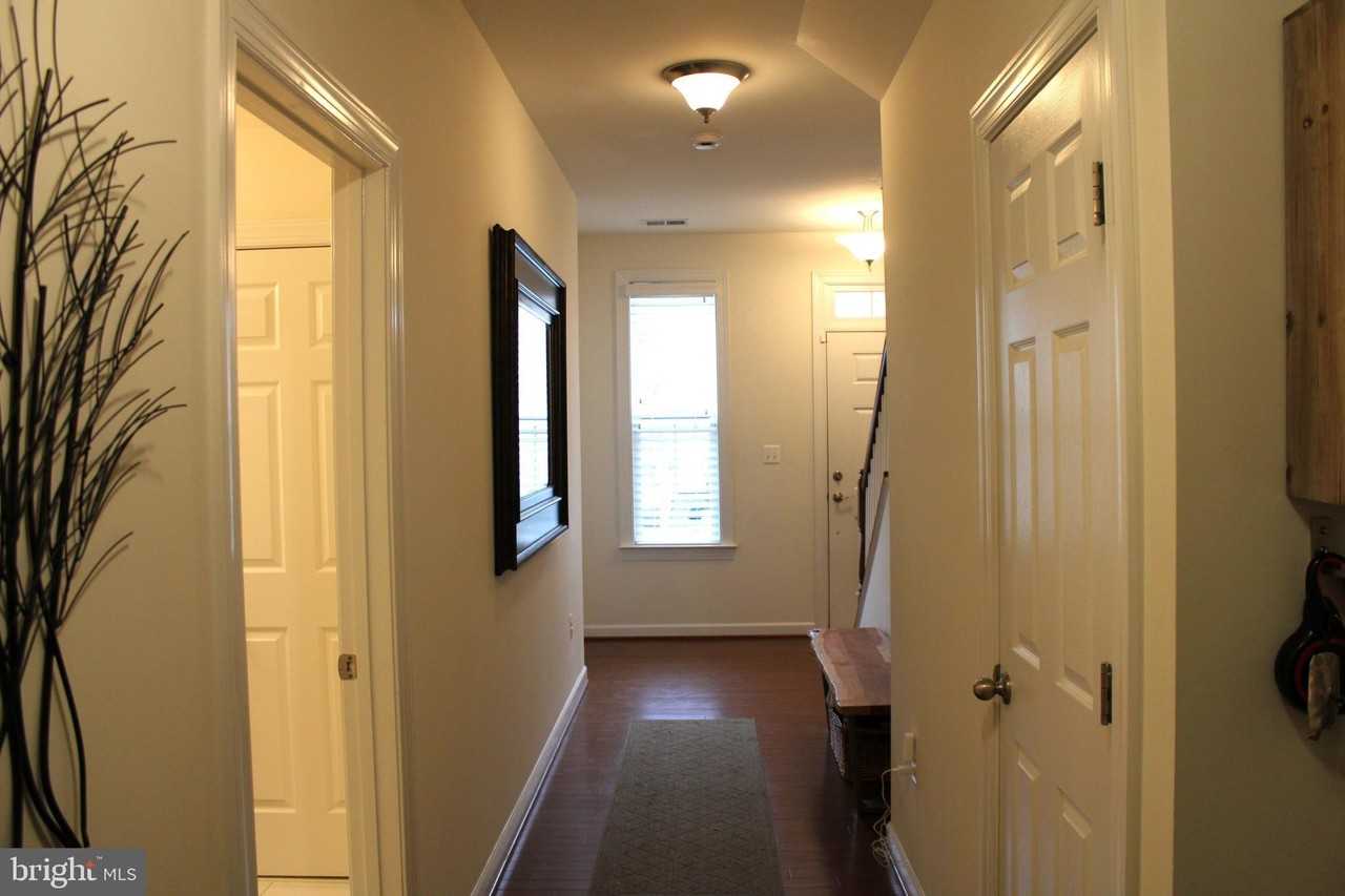 1548 Kinnaird Ter Ne - Photo 3 of 31