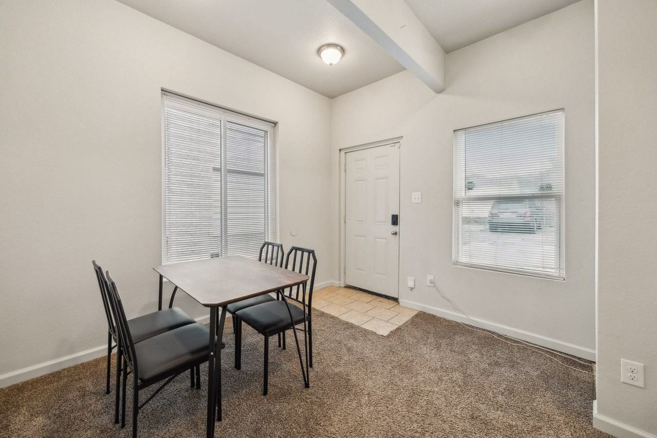 Purington Ave - Photo 2 of 7