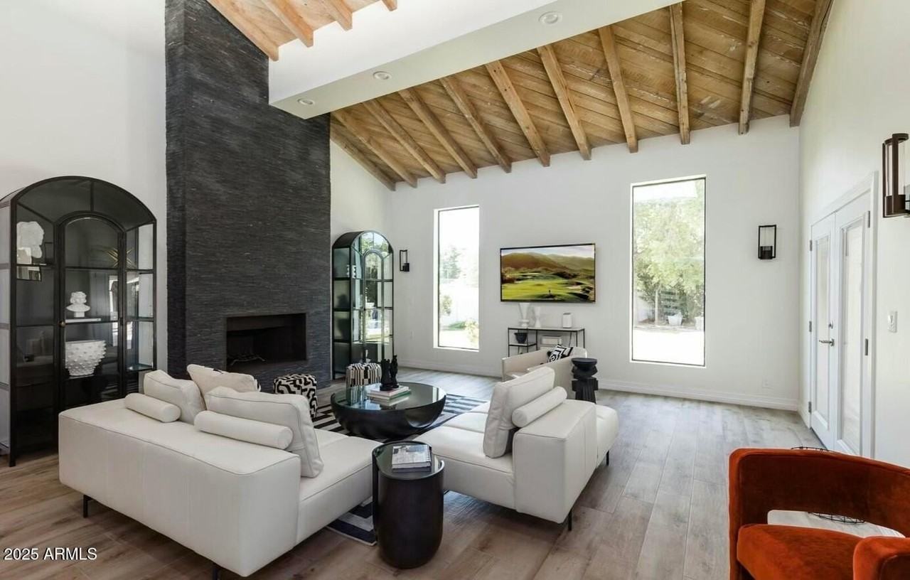 11212 N Sundown Dr - Photo 6 of 50