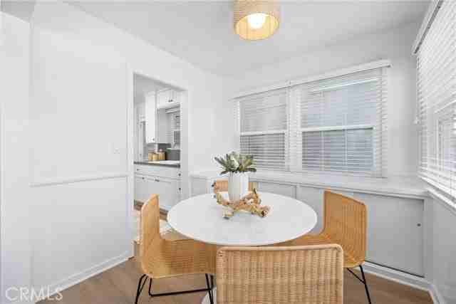 502 36th St #A - Photo 7 of 8