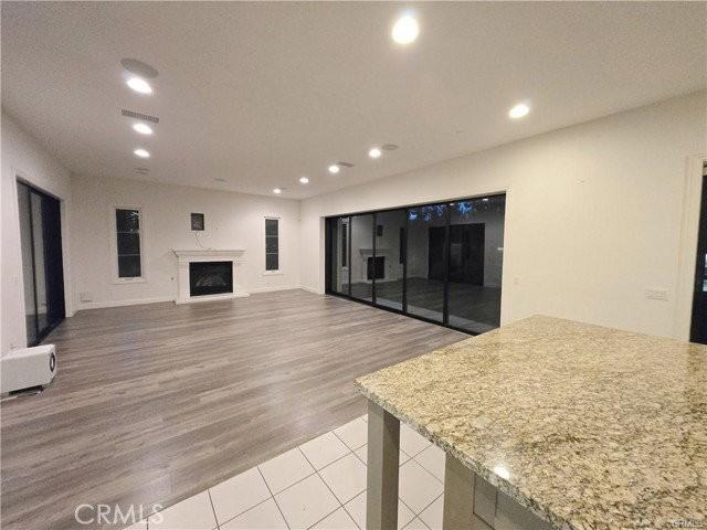 117 Amber Sky - Photo 4 of 6