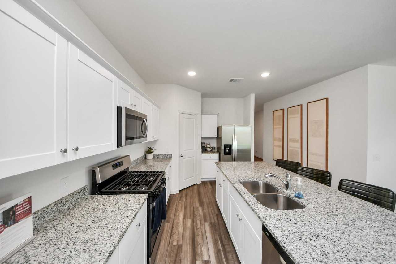 Malta Trace Dr - Photo 6 of 8