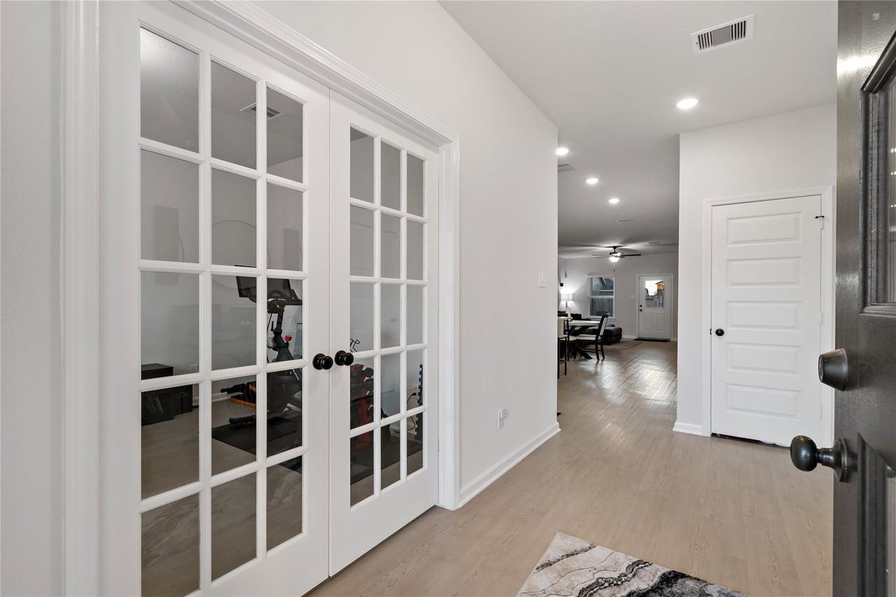 Amador Peak Dr - Photo 2 of 8