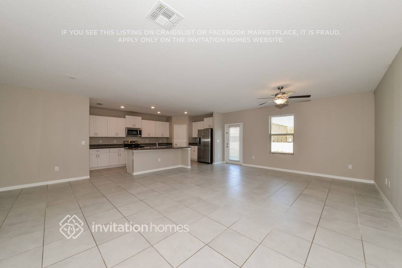 2184 Jungle Dr - Photo 5 of 18