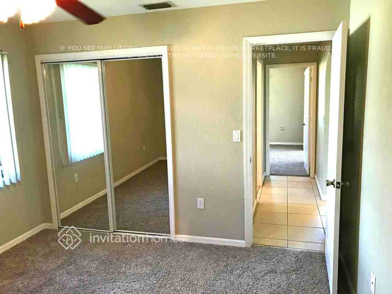 1132 Capricorn Blvd - Photo 5 of 10