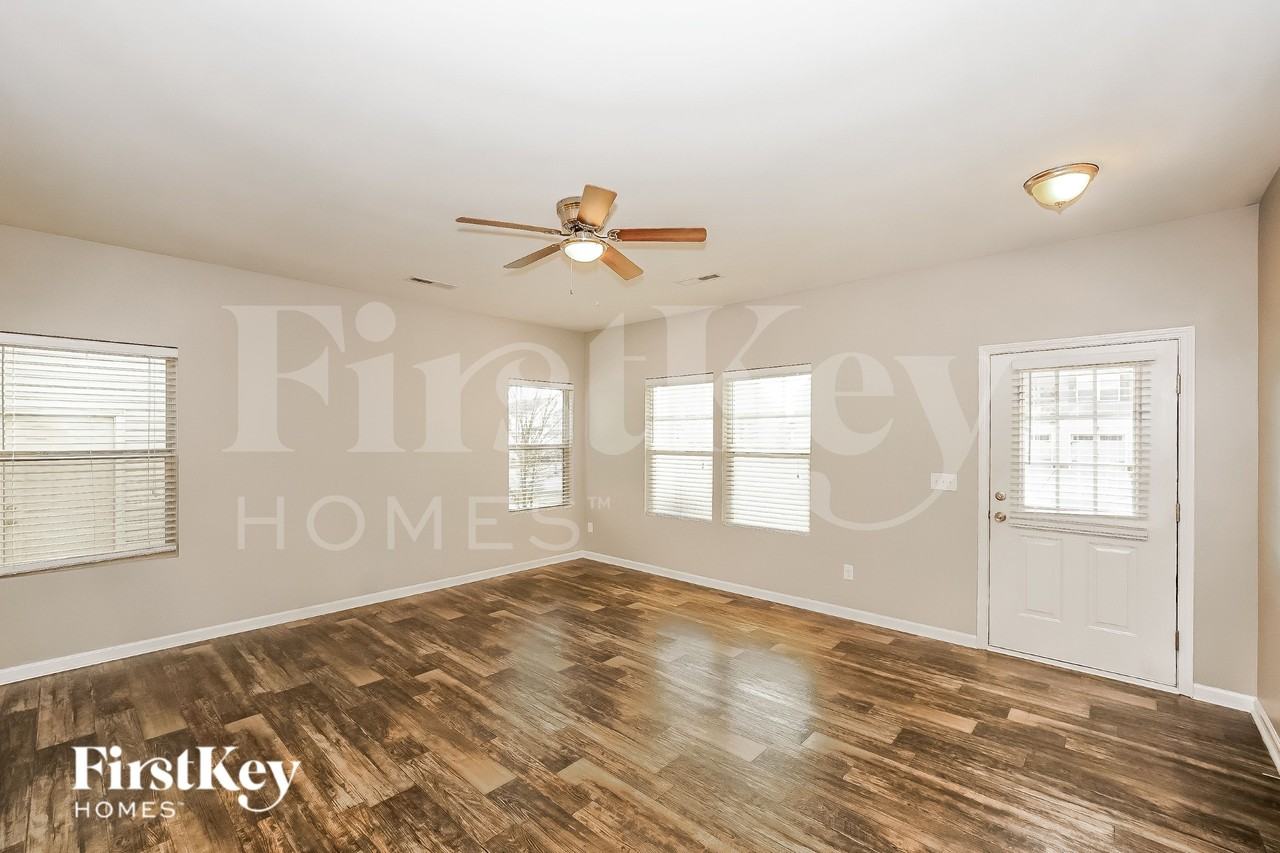 161 Fesperman Cir - Photo 3 of 19