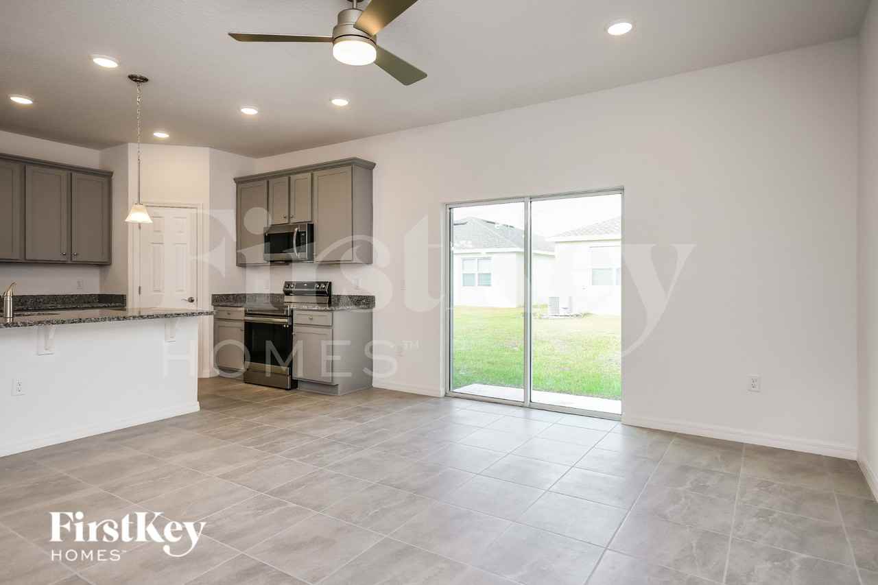 1258 Ponca Rd - Photo 3 of 19