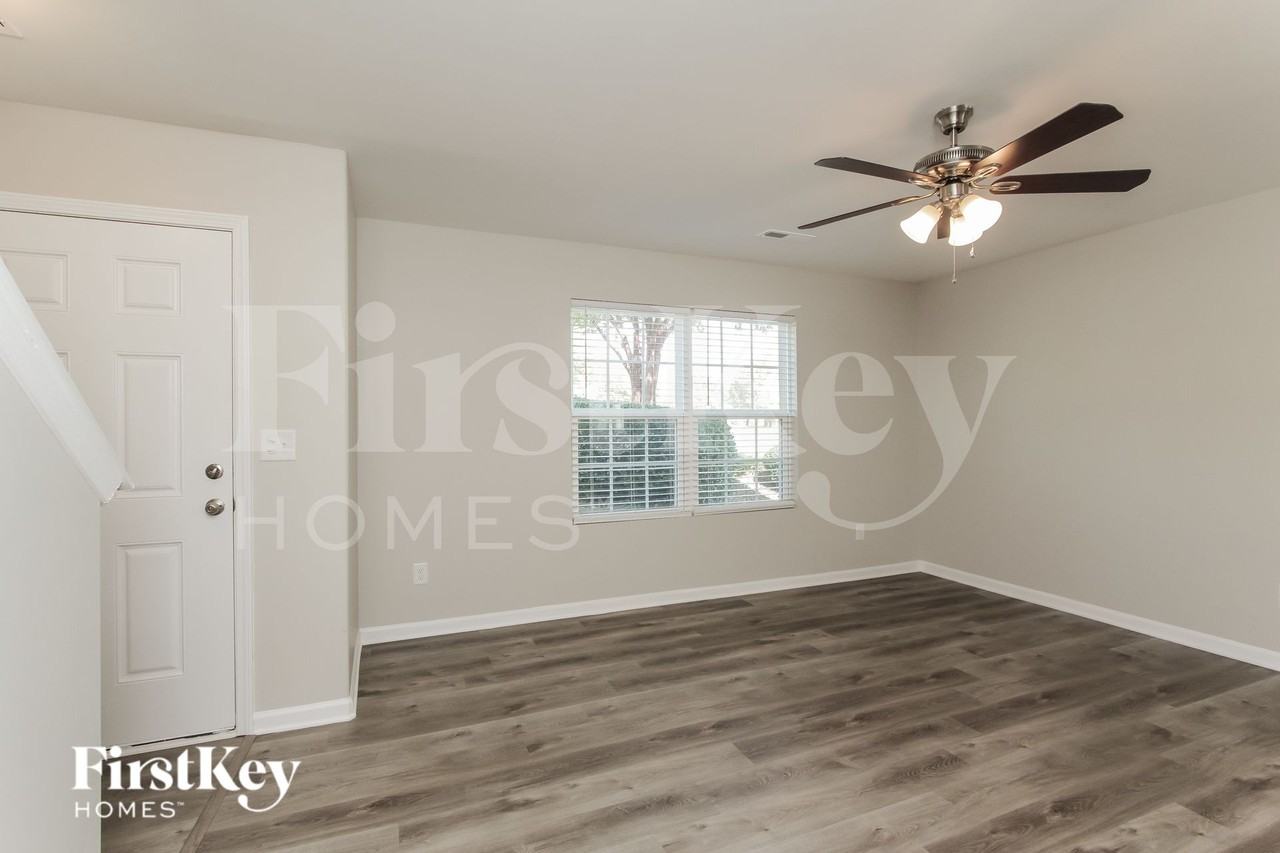 4509 David Cox Rd - Photo 5 of 15