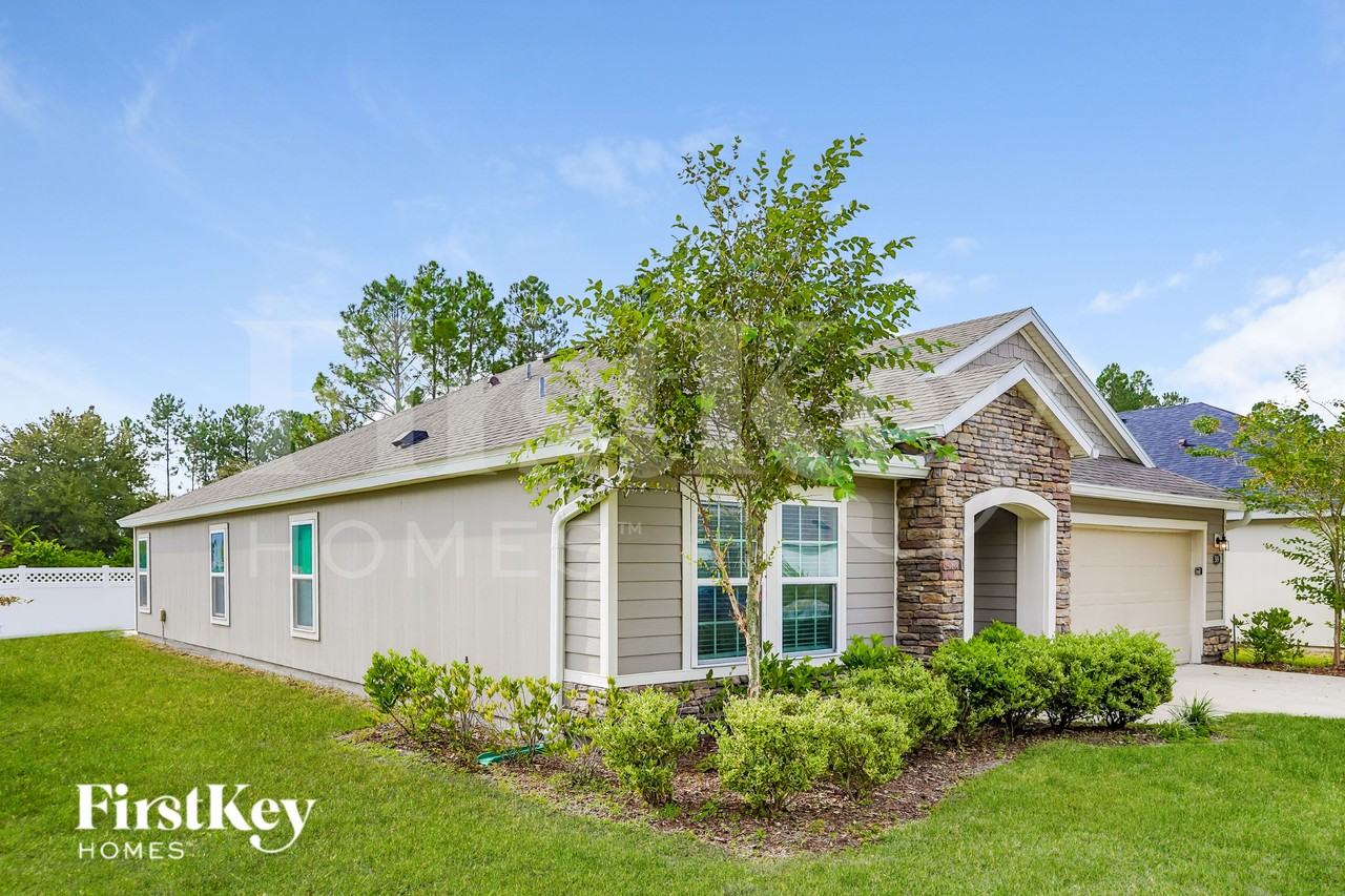 319 Hepburn Rd - Photo 3 of 15