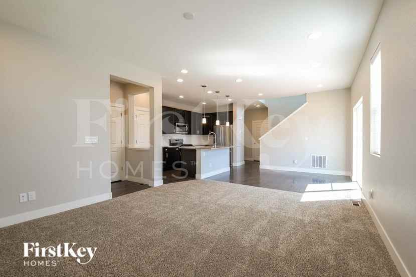 4754 Kalispell St - Photo 3 of 15