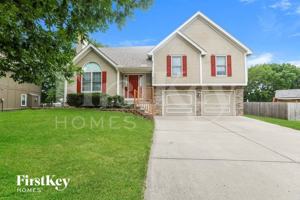 featured image of 8236 N Hope Ave