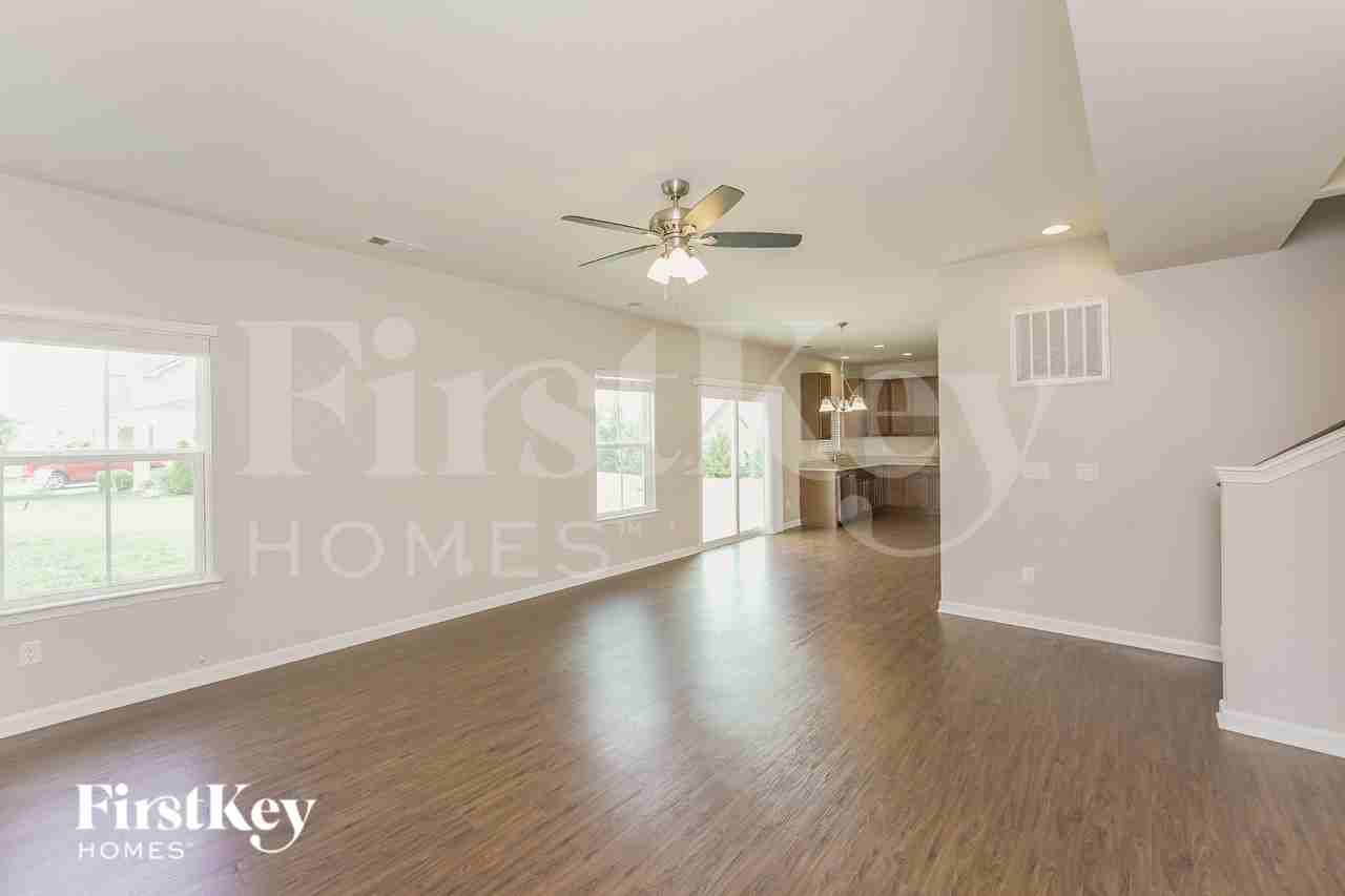 102 Shanache Dr - Photo 5 of 19
