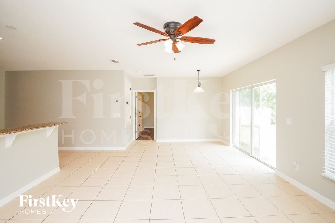 3734 Briarwood Estates Cir - Photo 2 of 15