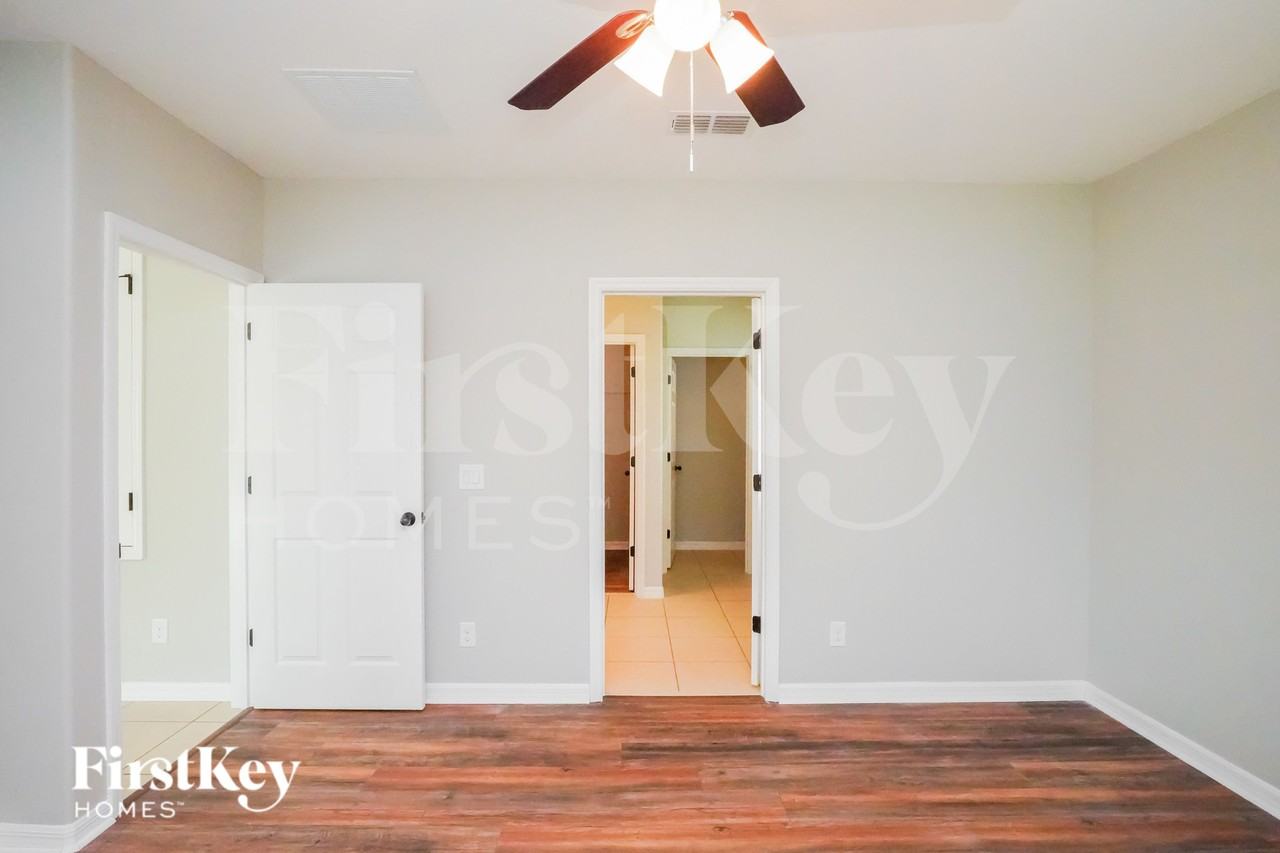 3734 Briarwood Estates Cir - Photo 6 of 15