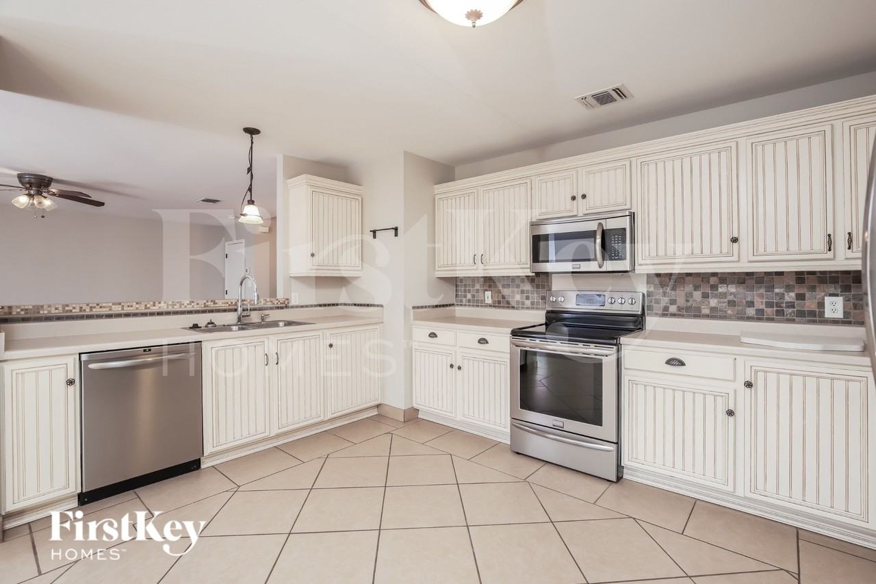 3438 Columbia Dr - Photo 7 of 15