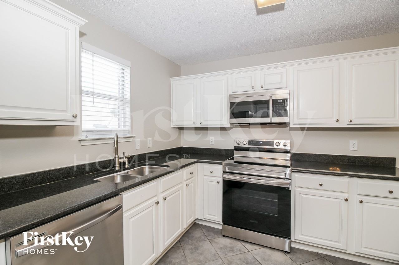 4917 Stirrup Way - Photo 7 of 15