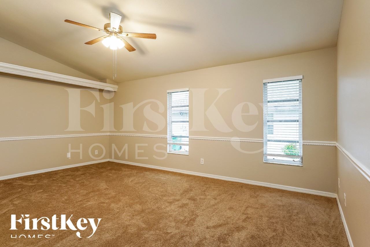 1108 Sw 22nd Ter - Photo 7 of 18