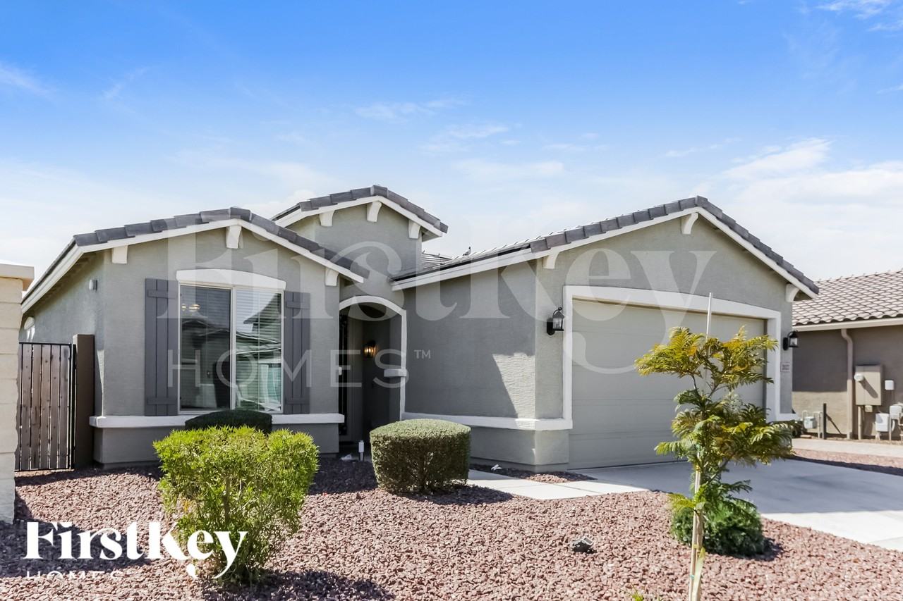 2027 W Kenton Way - Photo 2 of 15