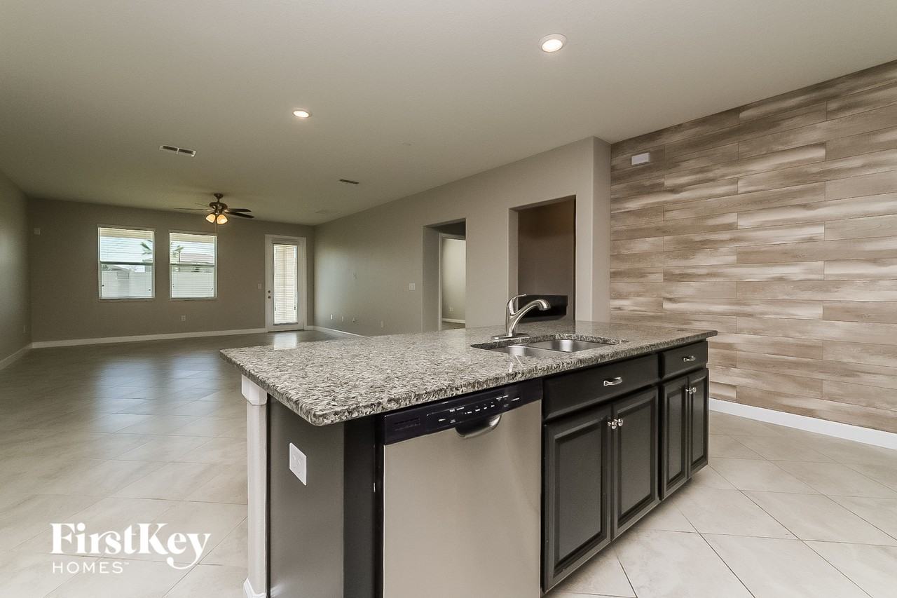 9924 Victory Gallop Loop - Photo 6 of 15